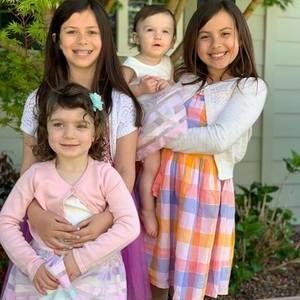 Meet your Posher, Lori